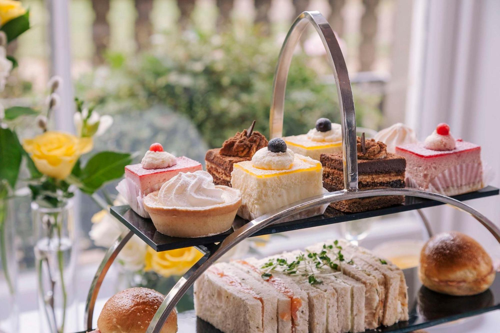 Oatlands Park Hotel Weybridge Buitenkant foto